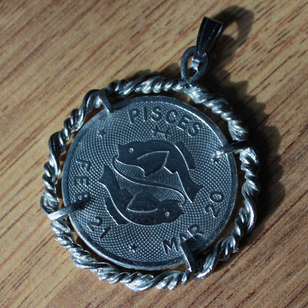 Vintage Unknown Brand Astrology Accent Pendant